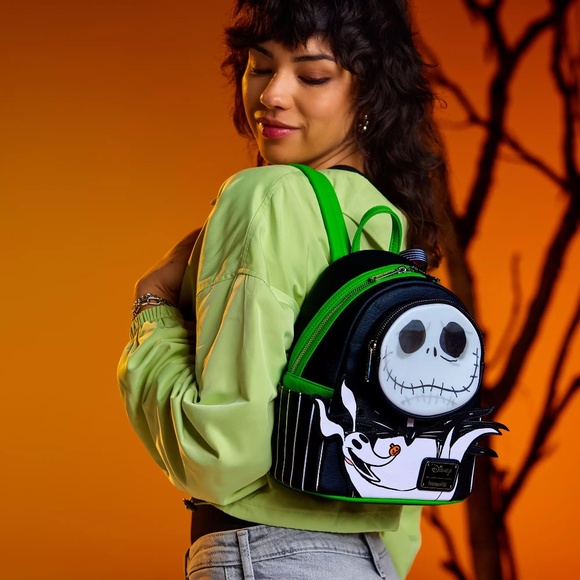 LAST ONE!! NWT Disney Loungefly Mini Nightmare Before Christmas Backpack